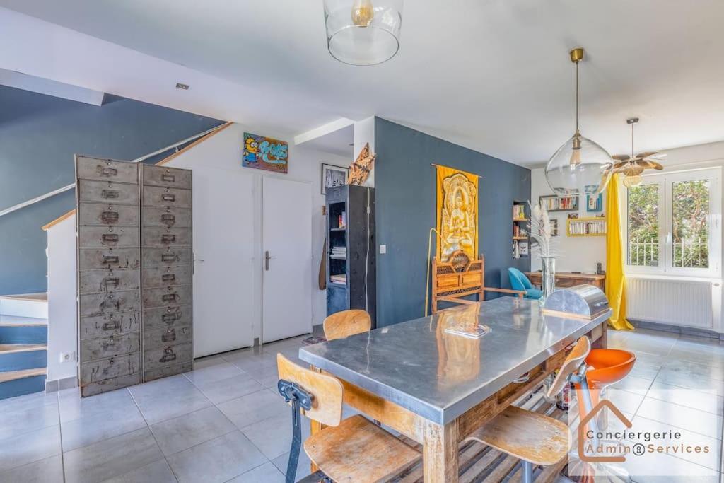 Maison A Lyon Parilly Avec Piscine, Jardin, Parking Prive & Proche Eurexpo Vénissieux Exteriér fotografie
